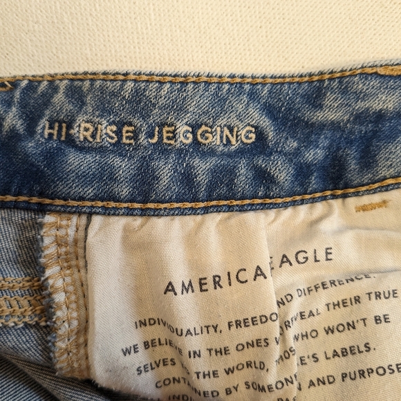 American Eagle Jeggings Women's Denim Jeans size 4 Distressed High Rise M-1 - Picture 6 of 11